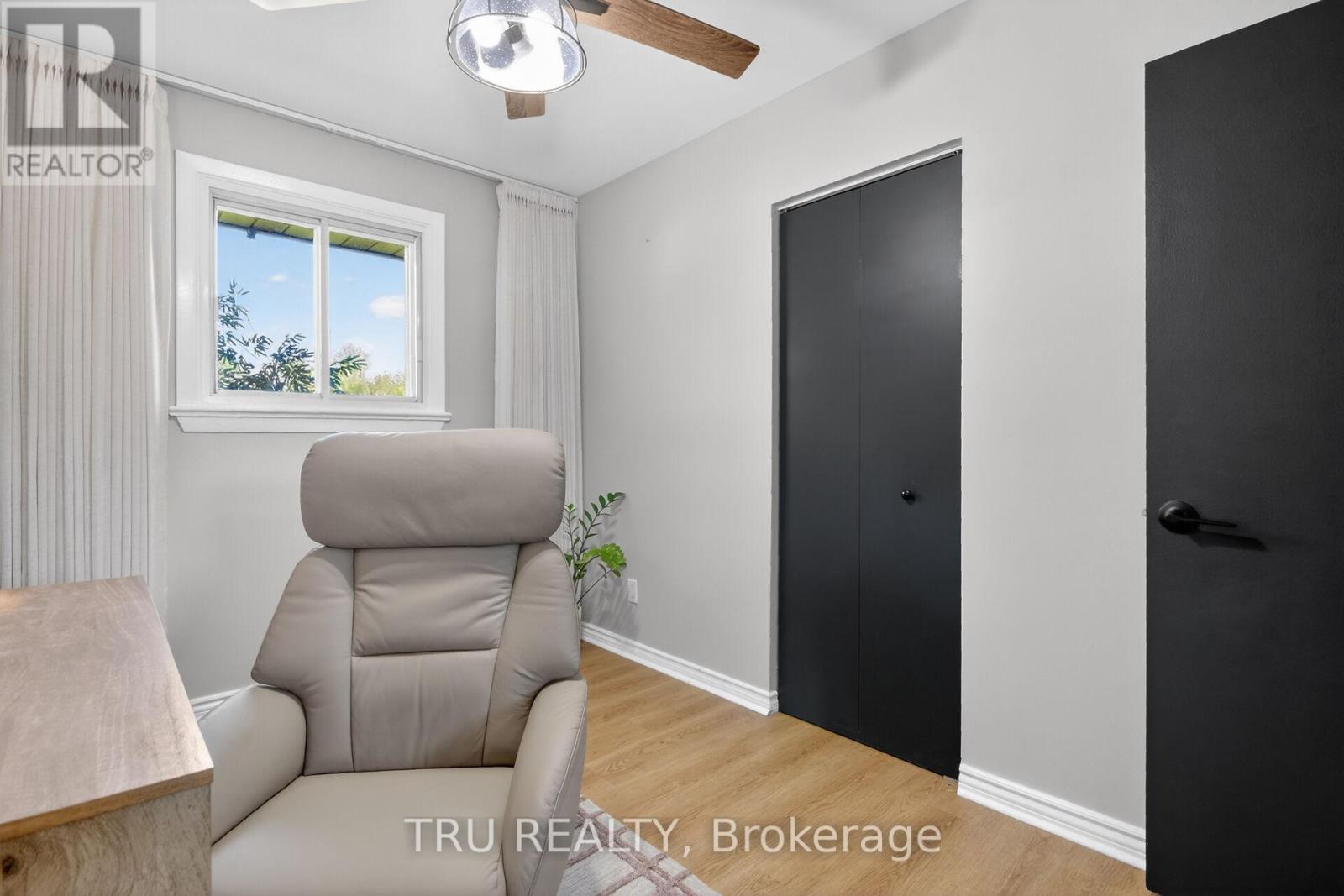 19 TODD DRIVE - 39