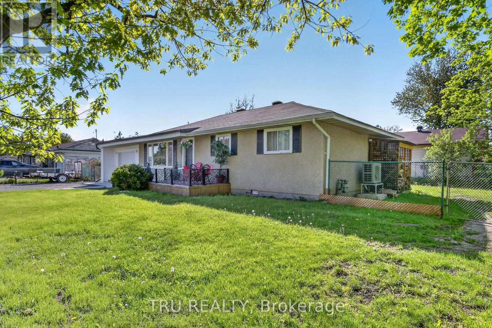 19 TODD DRIVE - 47