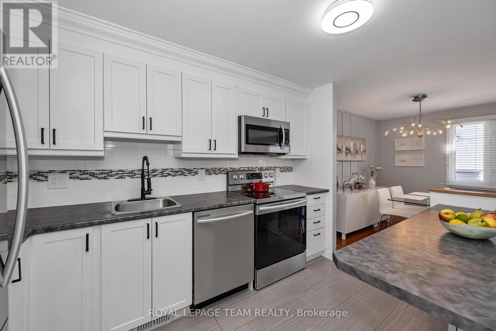 #C 18 BENLEA DRIVE - 17