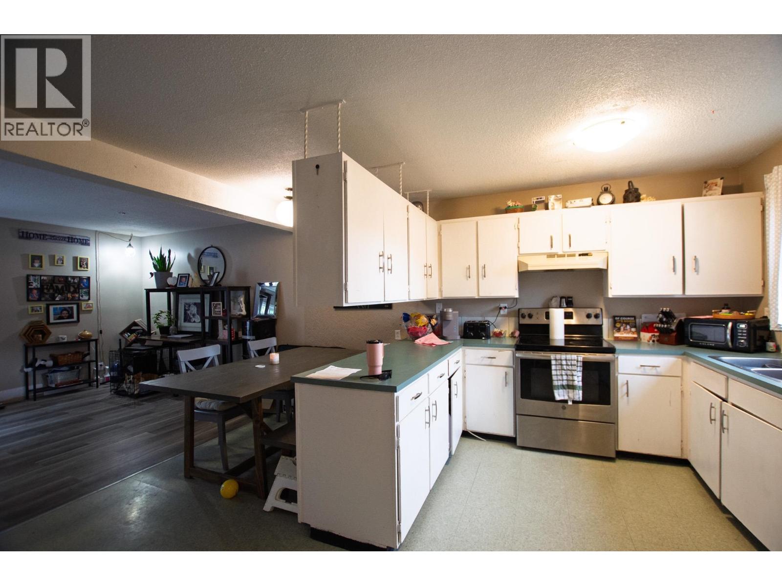 Bathroom of 345 BEECH CRESCENT · Prince George, BC