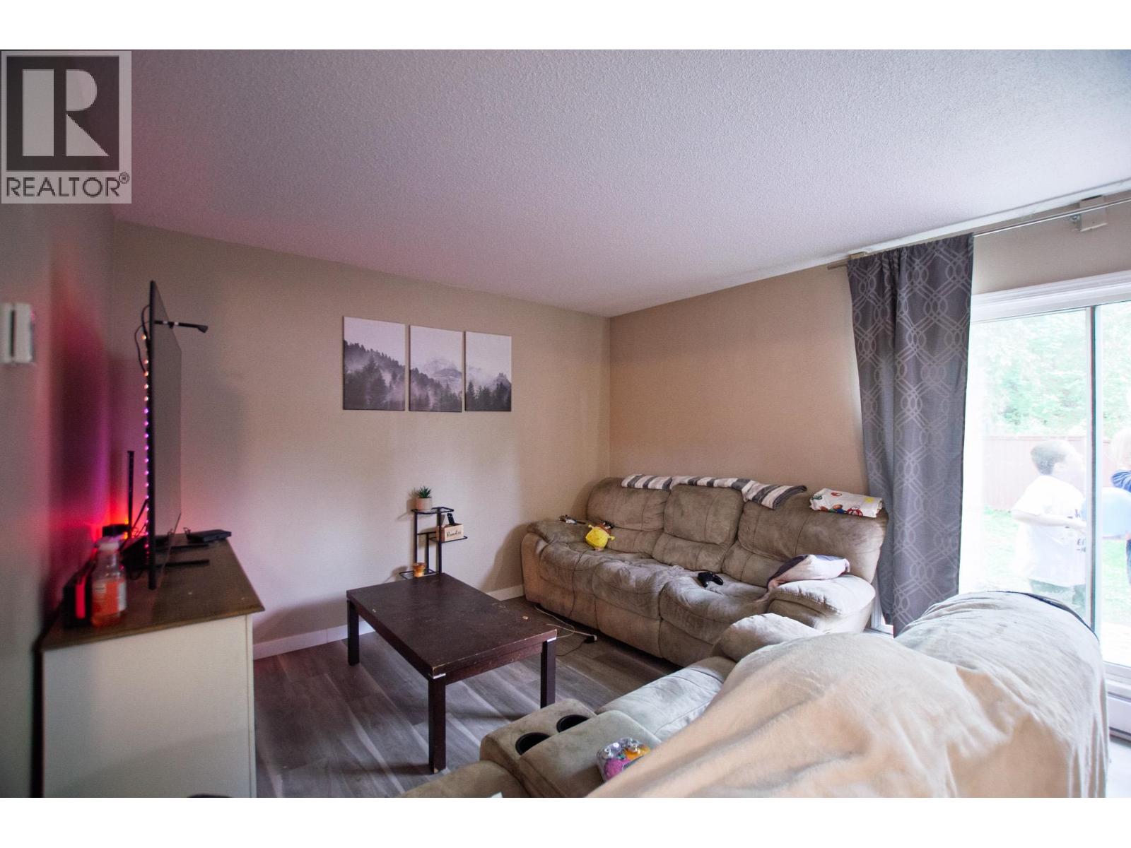 Photo 8 of 17 — 345 BEECH CRESCENT · Prince George, BC