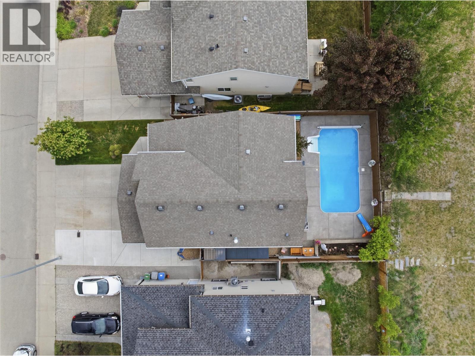 1986 Snowberry Crescent - 14