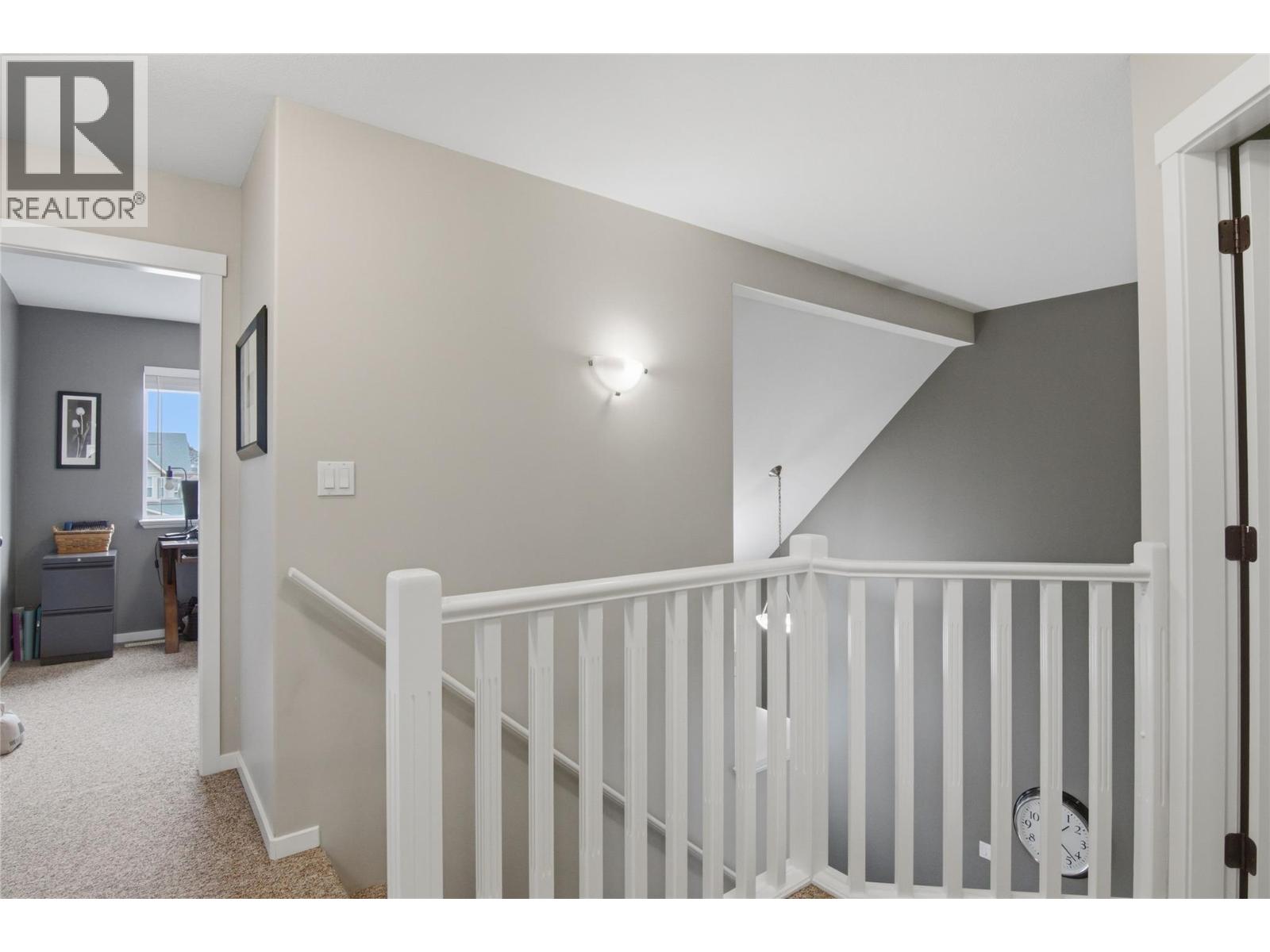 1986 Snowberry Crescent - 42