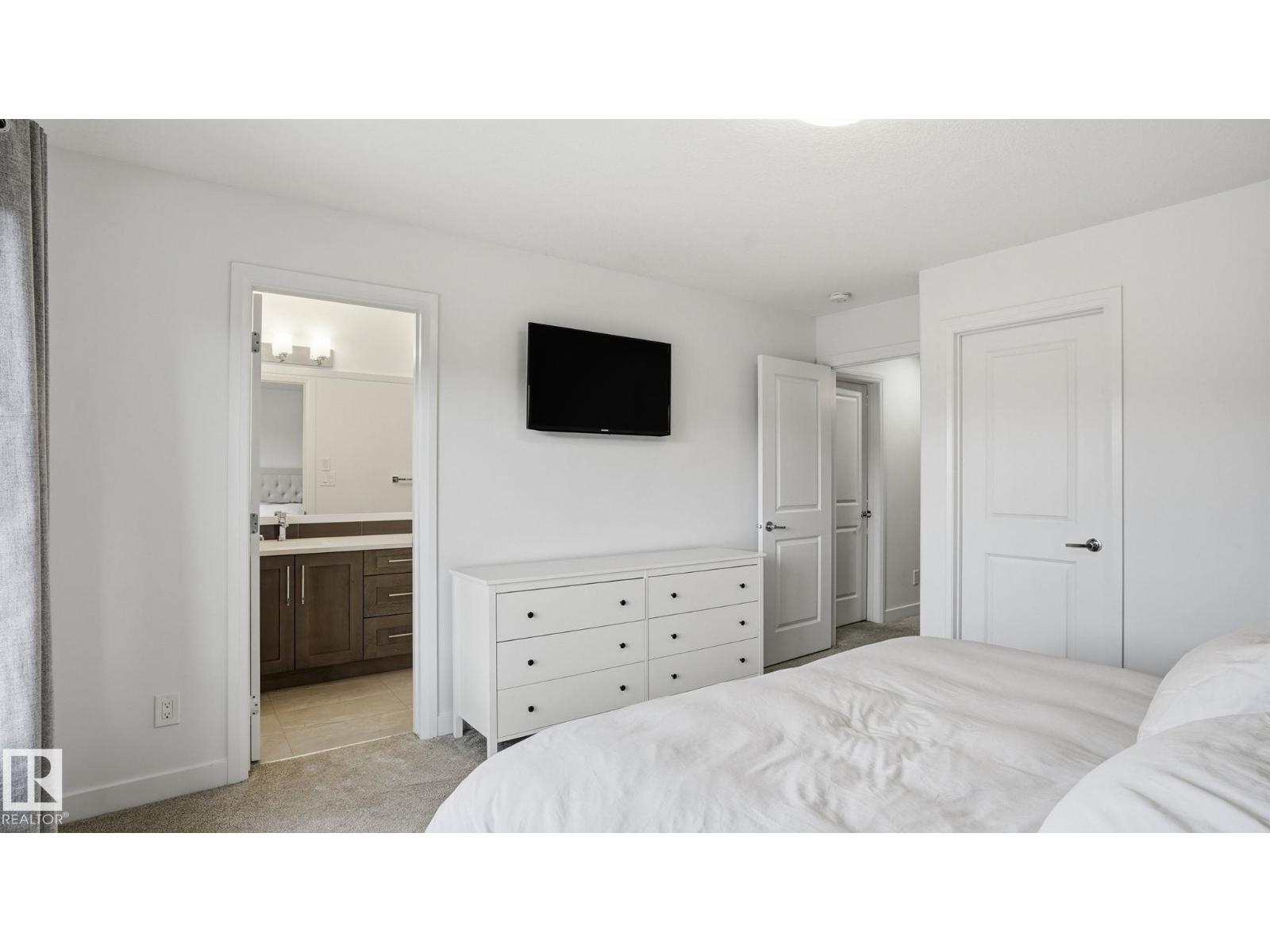7215 CHIVERS PL SW - 16