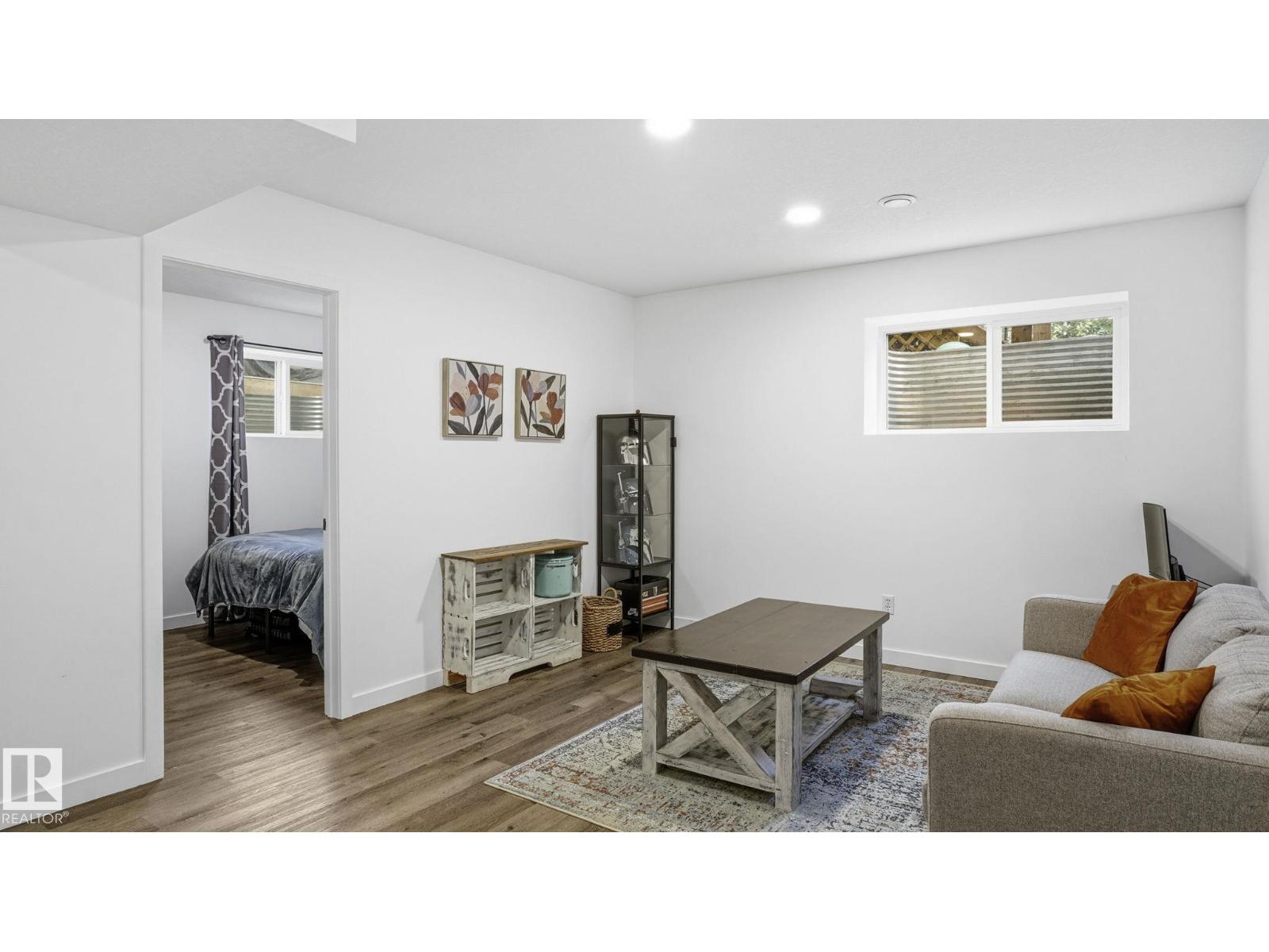 7215 CHIVERS PL SW - 23