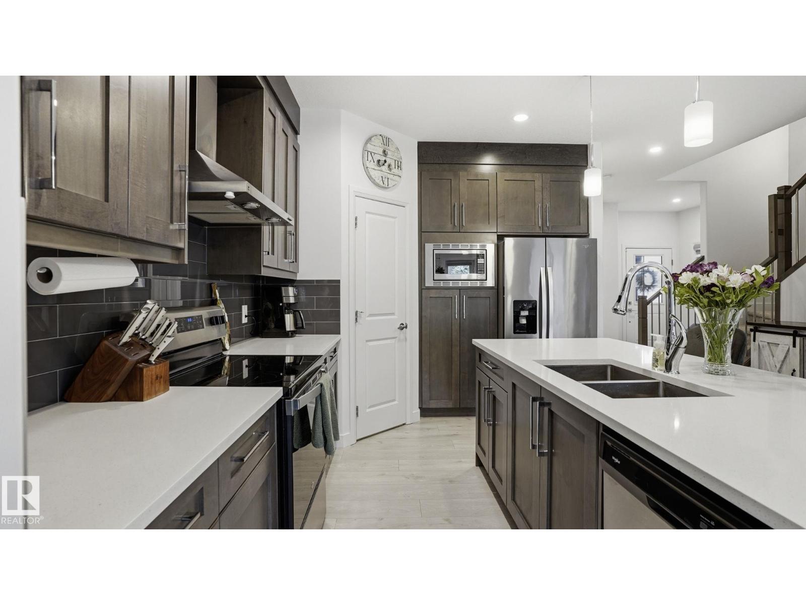 7215 CHIVERS PL SW - 5