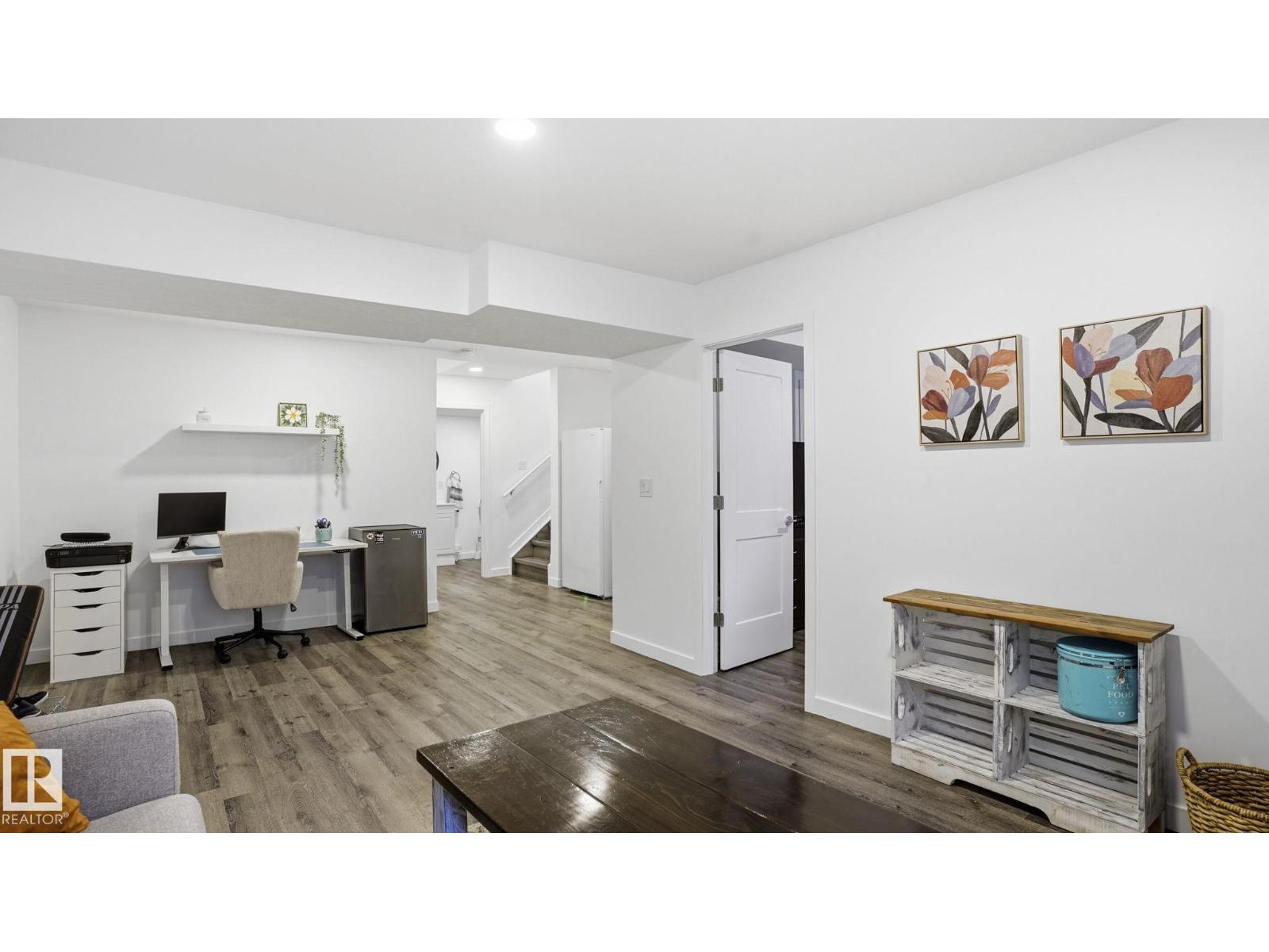 7215 CHIVERS PL SW - 24