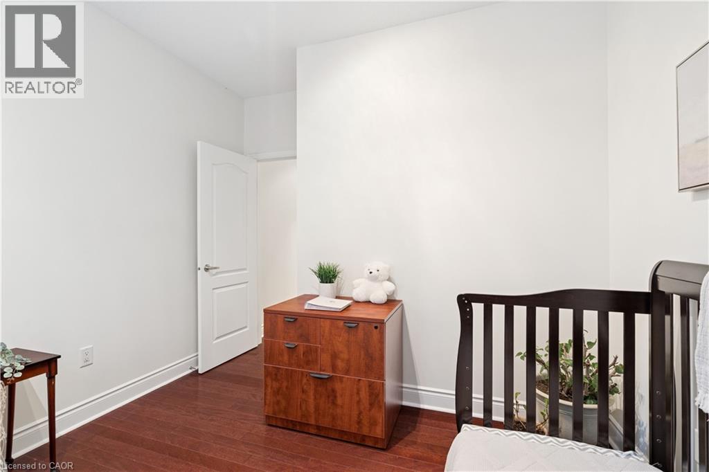 1583 HALLSTONE Road - 25