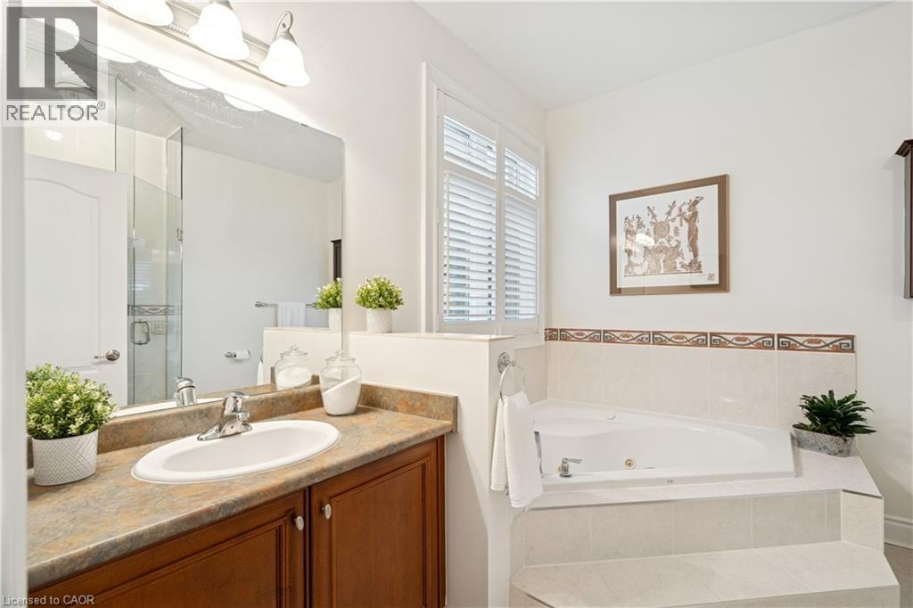 1583 HALLSTONE Road - 22