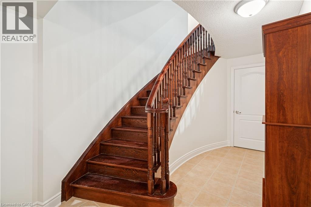 1583 HALLSTONE Road - 37