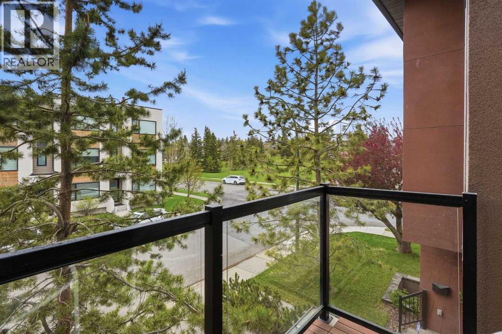 1684 37 Avenue SW - 25