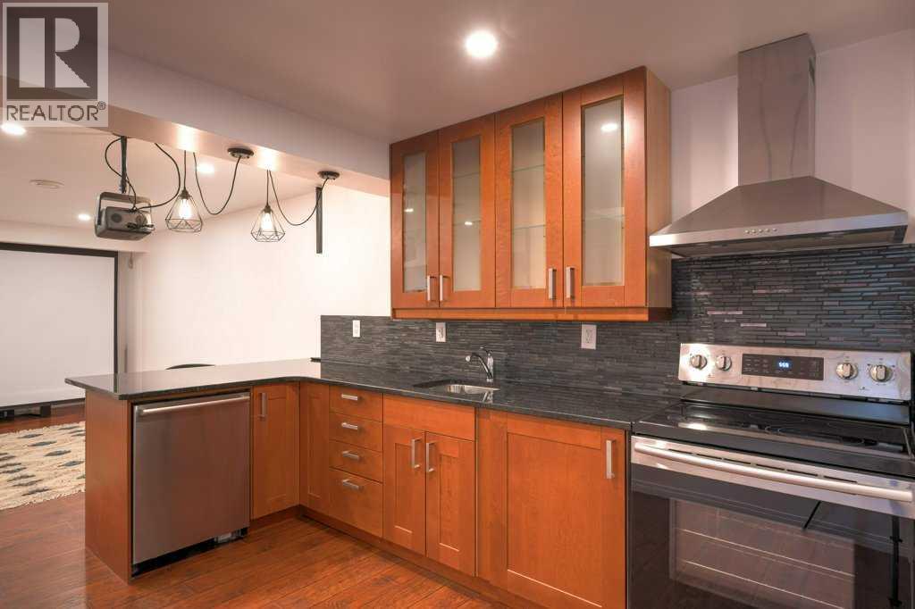 282 Chapalina Terrace SE - 36