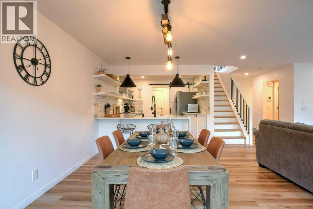 282 Chapalina Terrace SE - 10