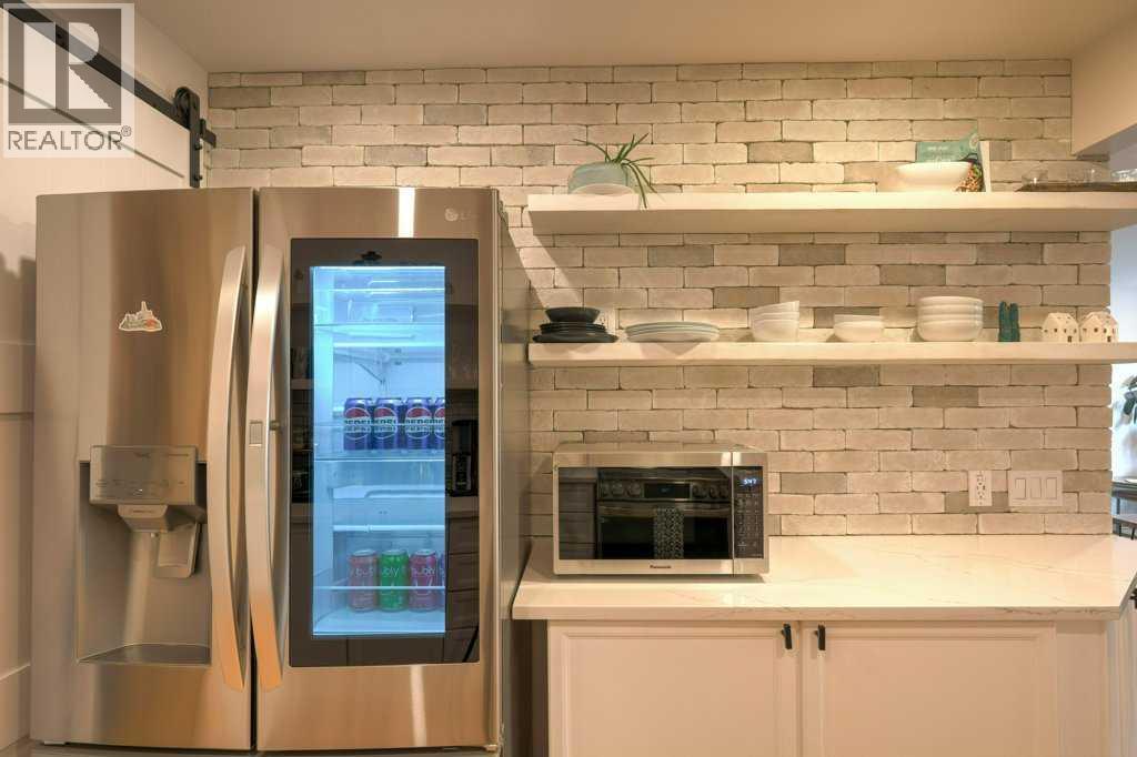 282 Chapalina Terrace SE - 13