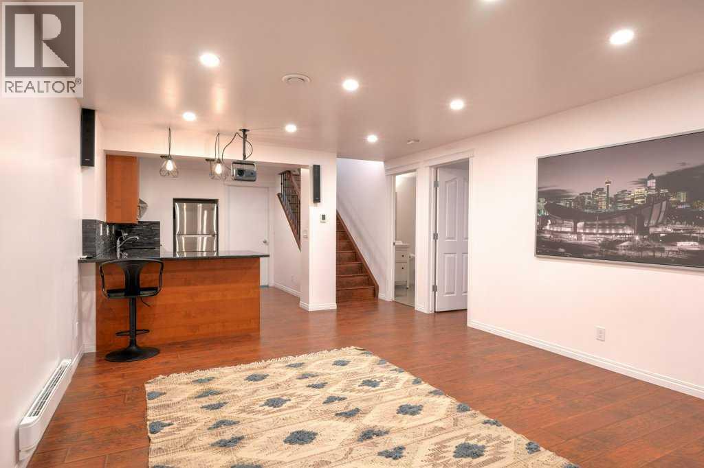 282 Chapalina Terrace SE - 34