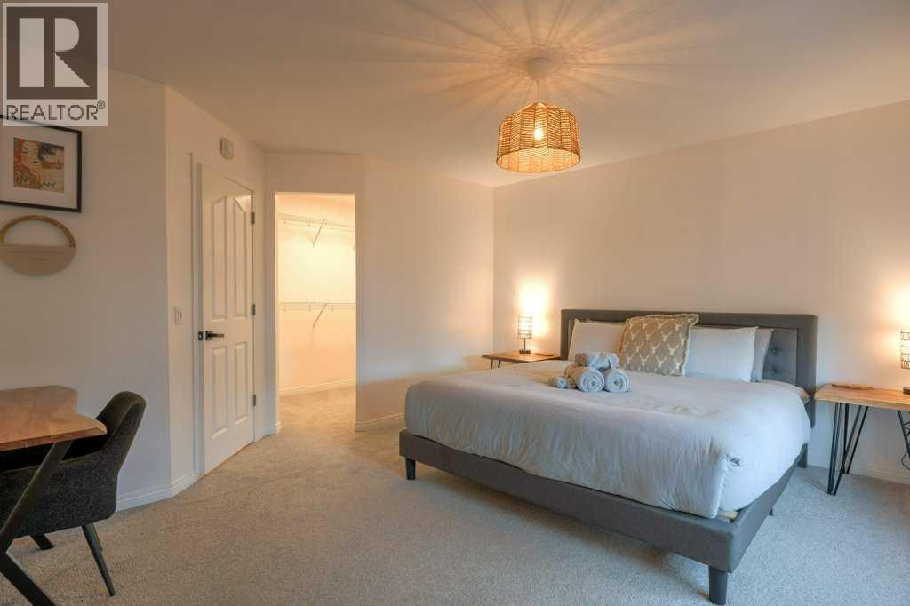 282 Chapalina Terrace SE - 27