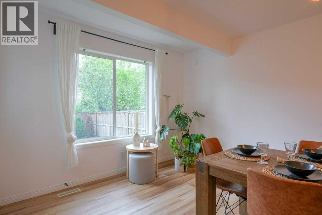 282 Chapalina Terrace SE - 9