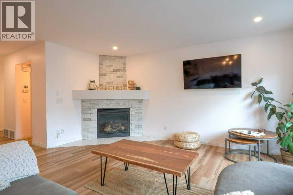 282 Chapalina Terrace SE - 7