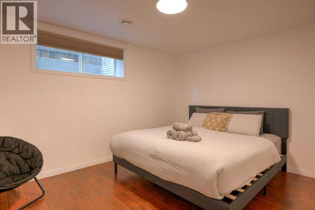 282 Chapalina Terrace SE - 37