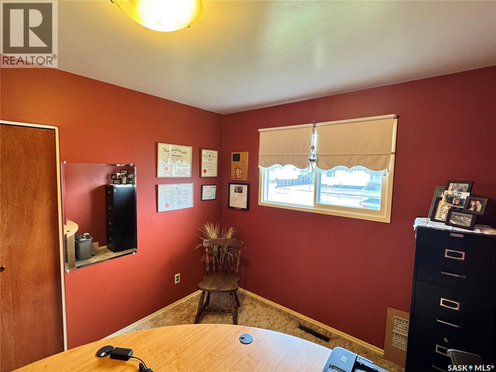 423 7th AVENUE W - 20