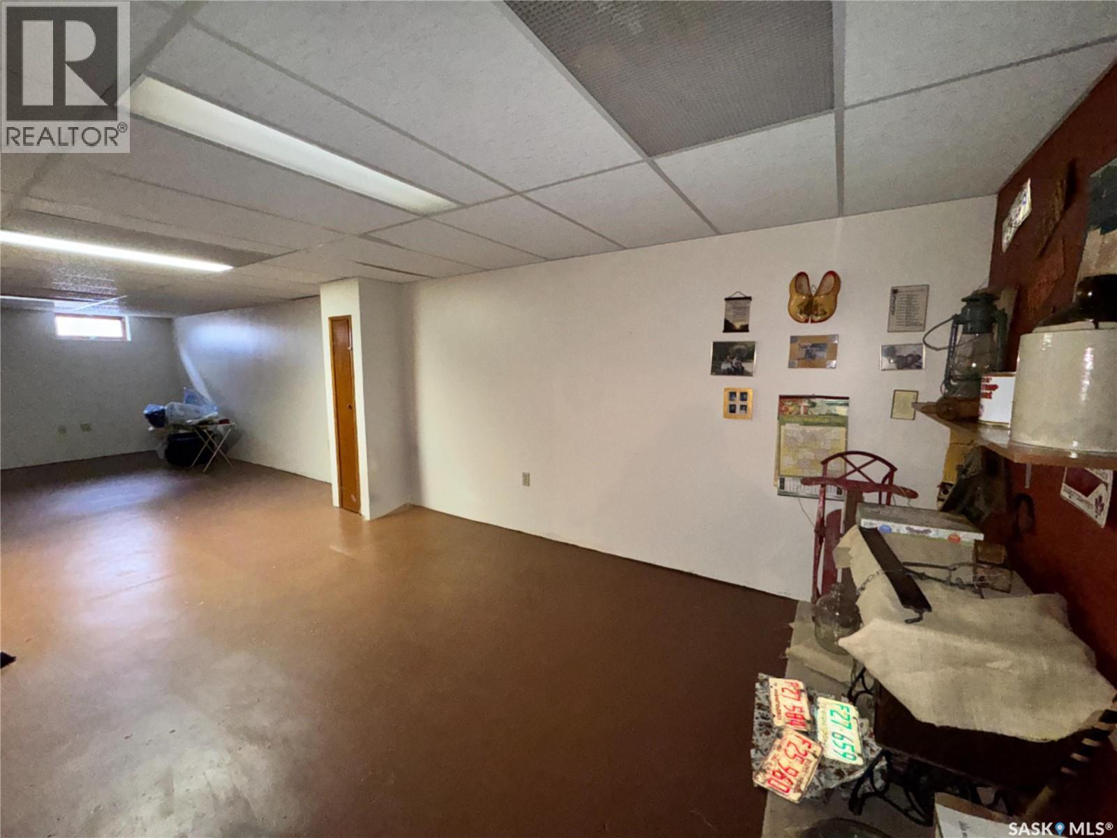 423 7th AVENUE W - 26