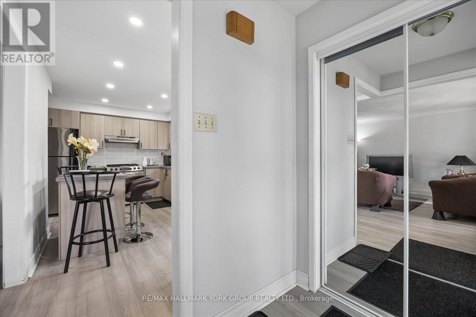 30 BRIARBLUFF AVENUE - 12