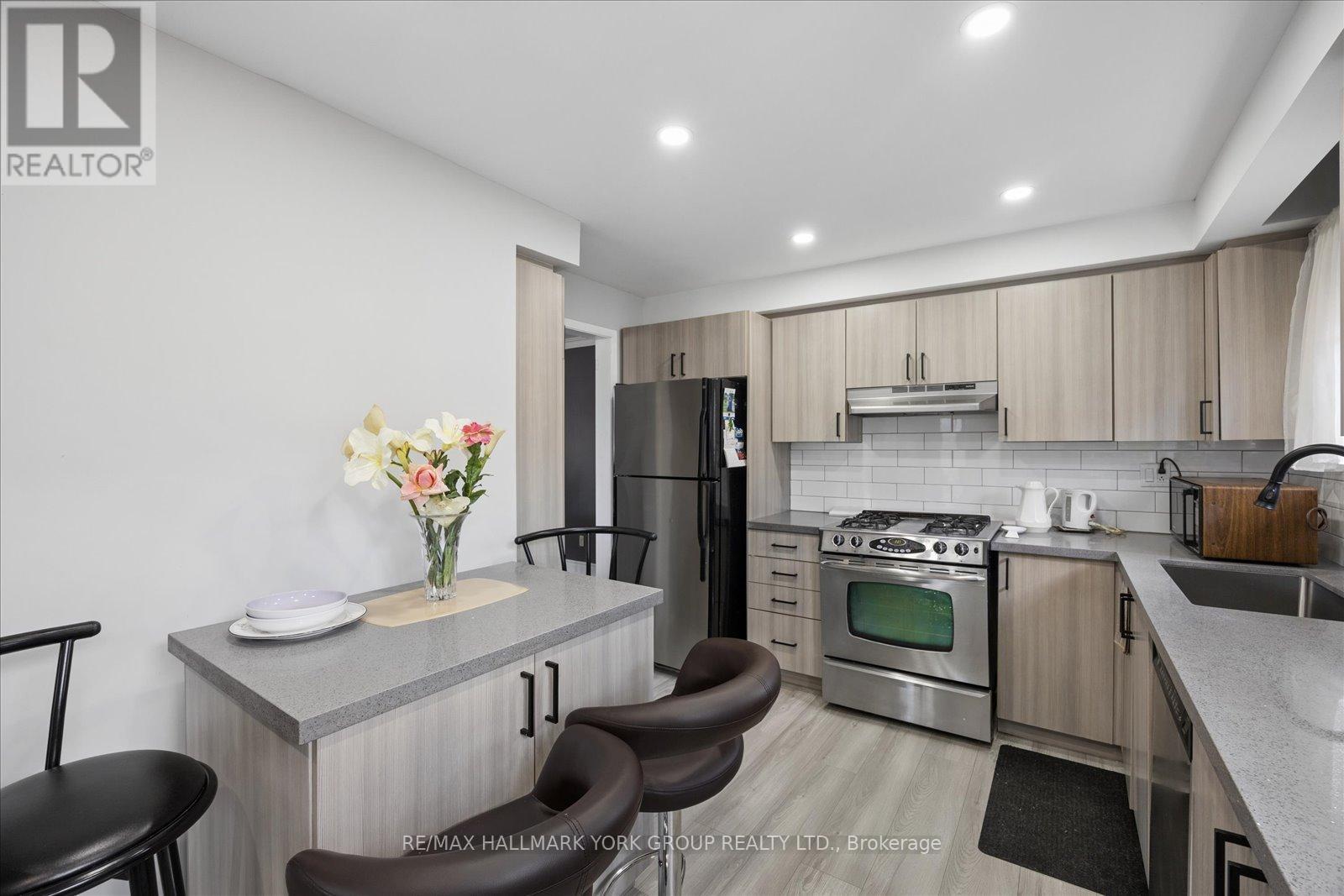 30 BRIARBLUFF AVENUE - 14