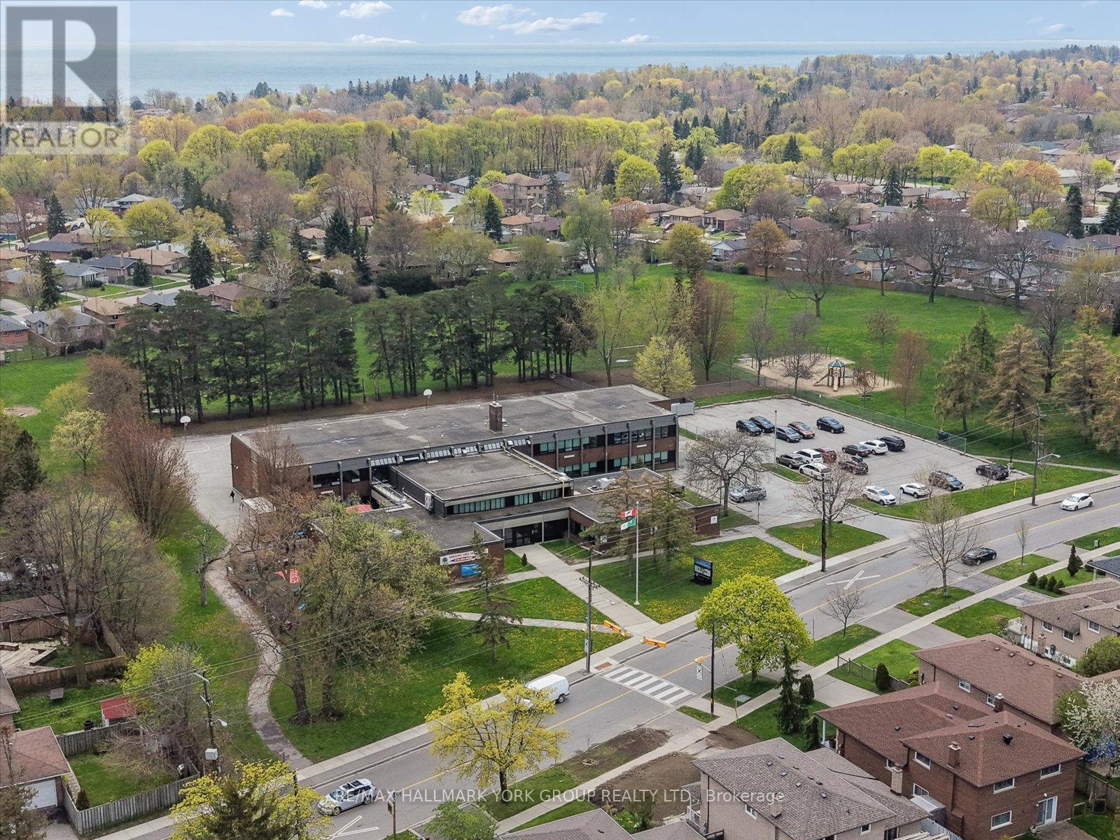 30 BRIARBLUFF AVENUE - 49
