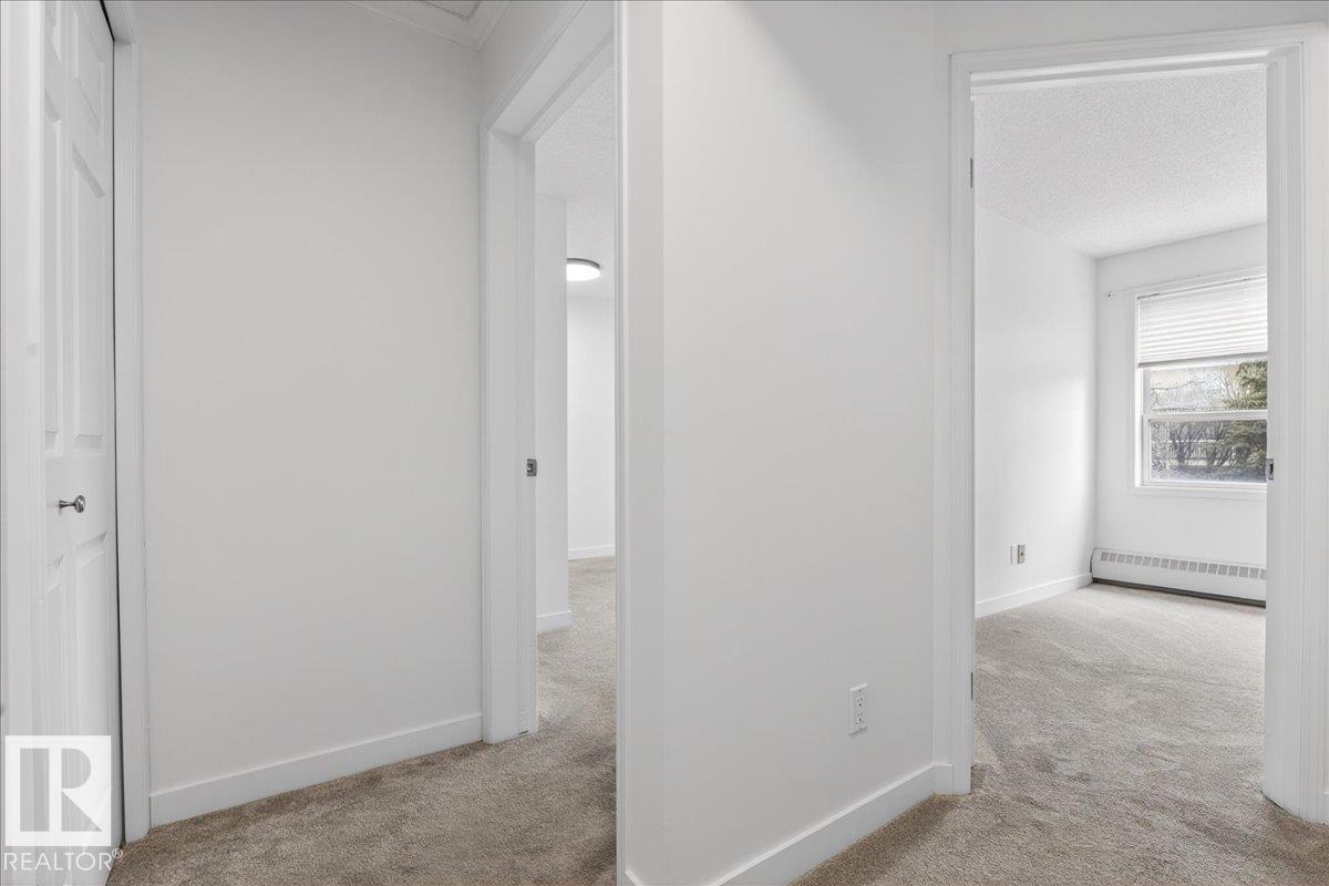 #302 9760 176 ST NW - 22