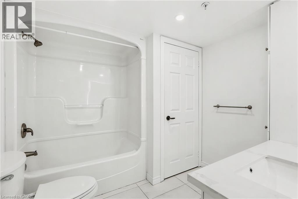 #207 4003 KILMER Drive - 16