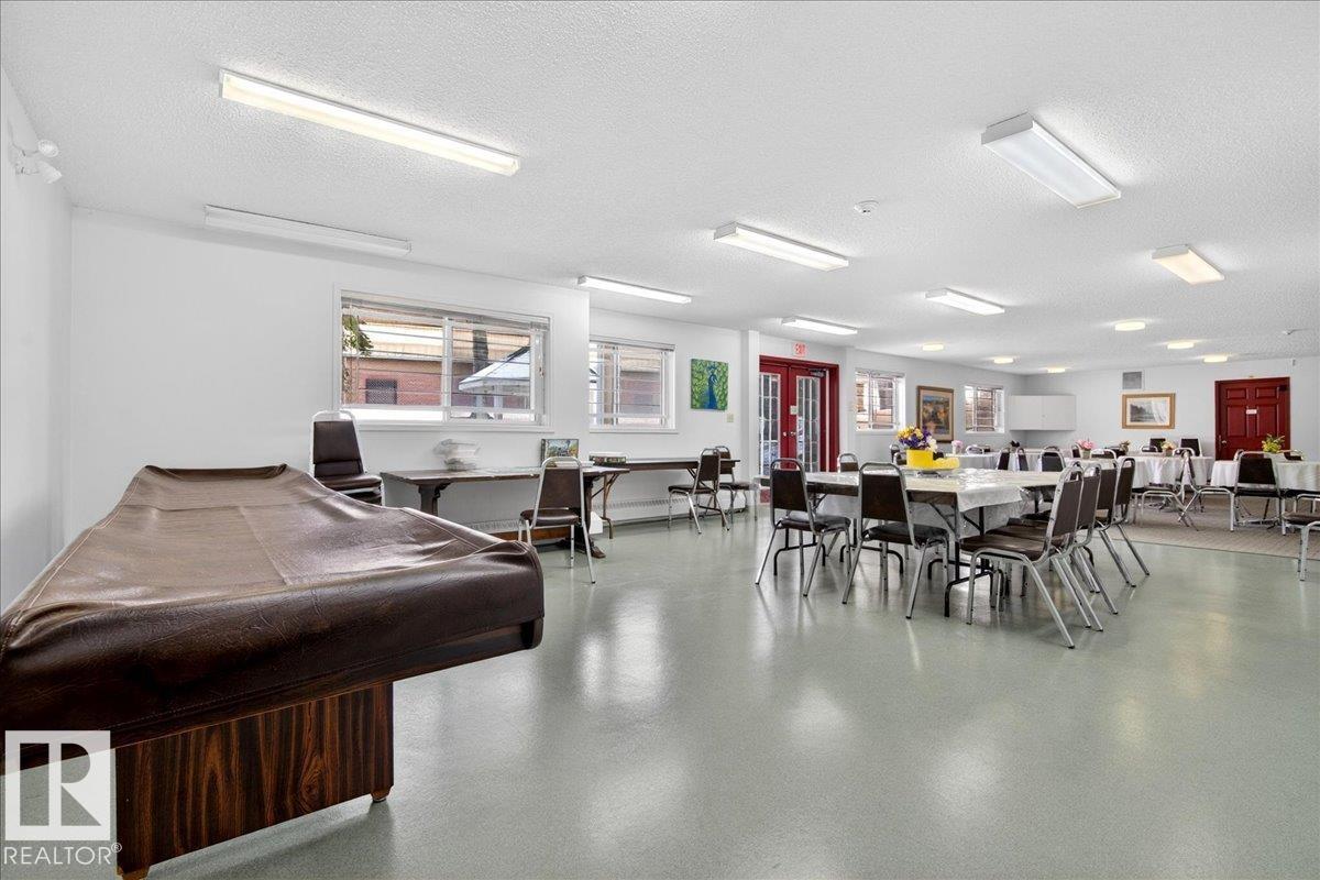 #302 9760 176 ST NW - 41