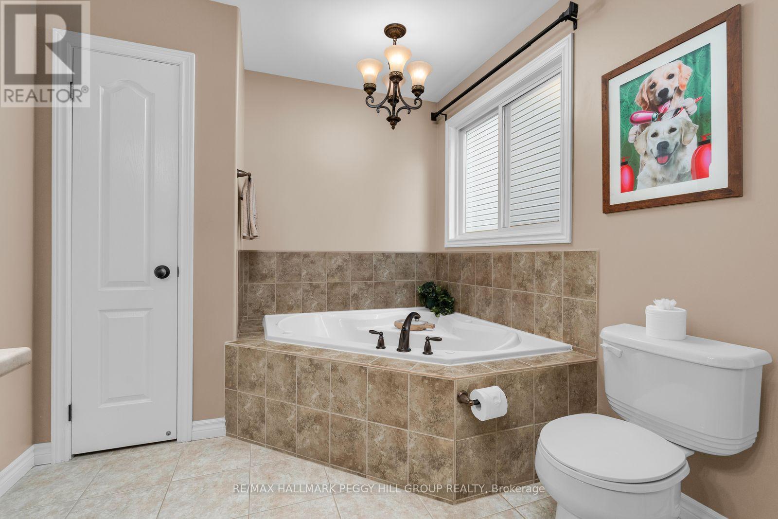 11 RED CEDAR LANE - 16