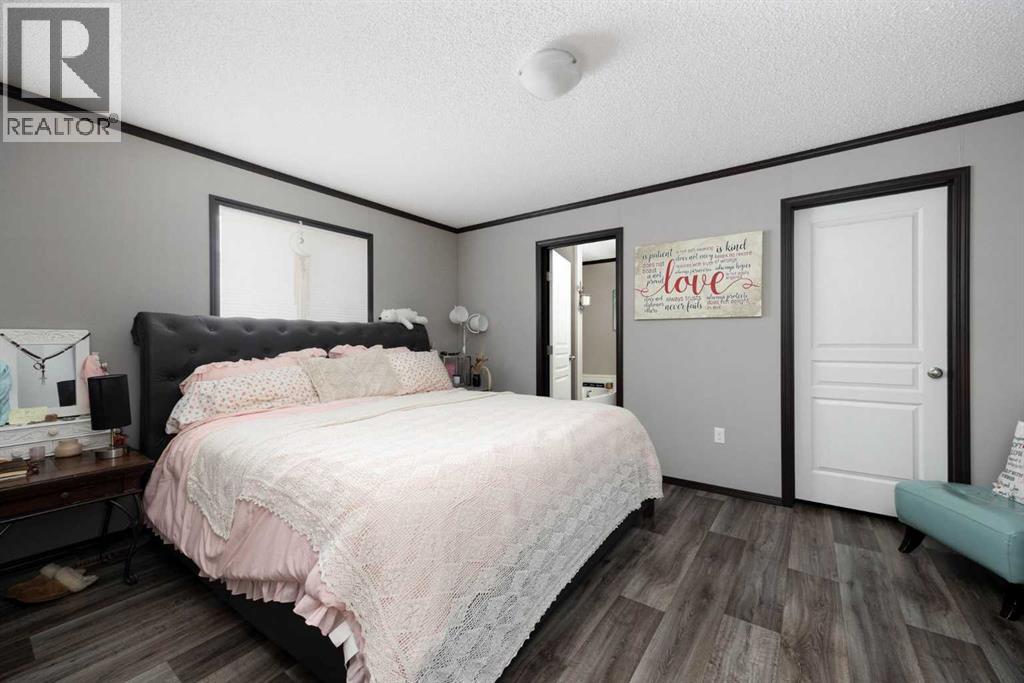 280 Clausen Crescent, Fort McMurray