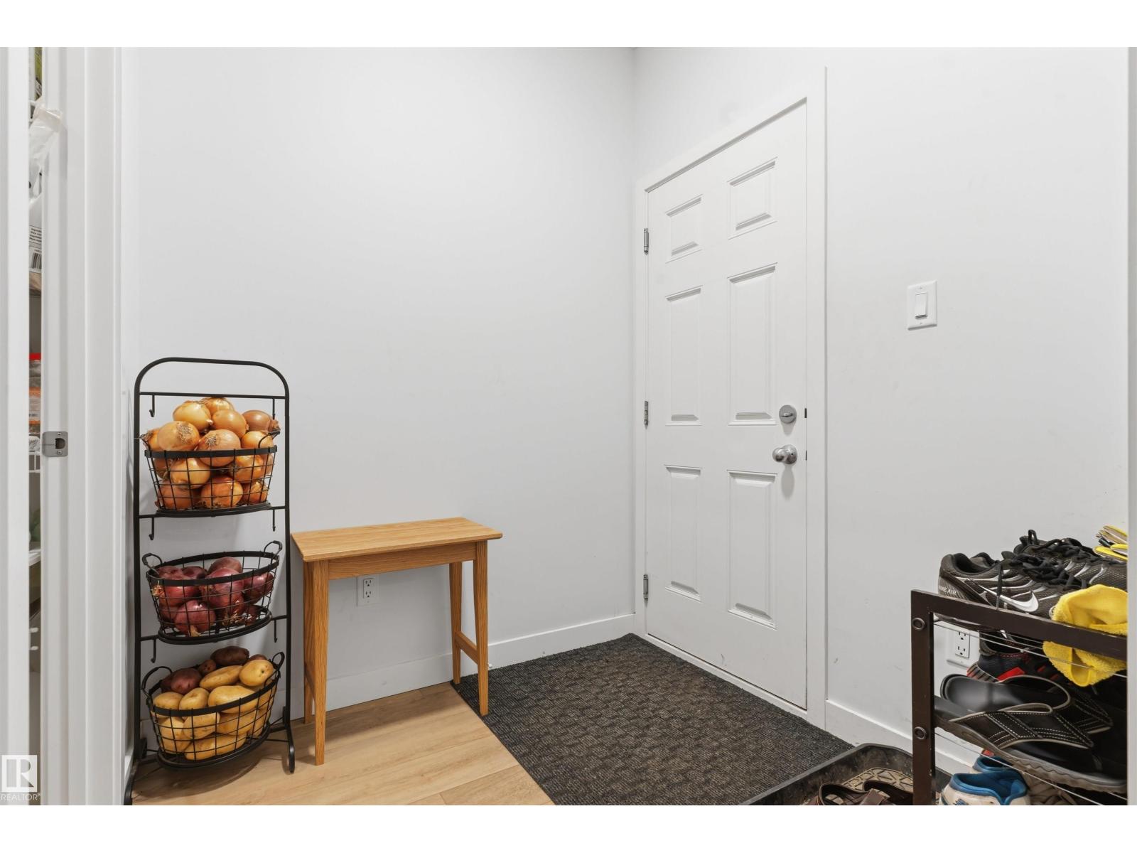 22614 99A AV NW - 6