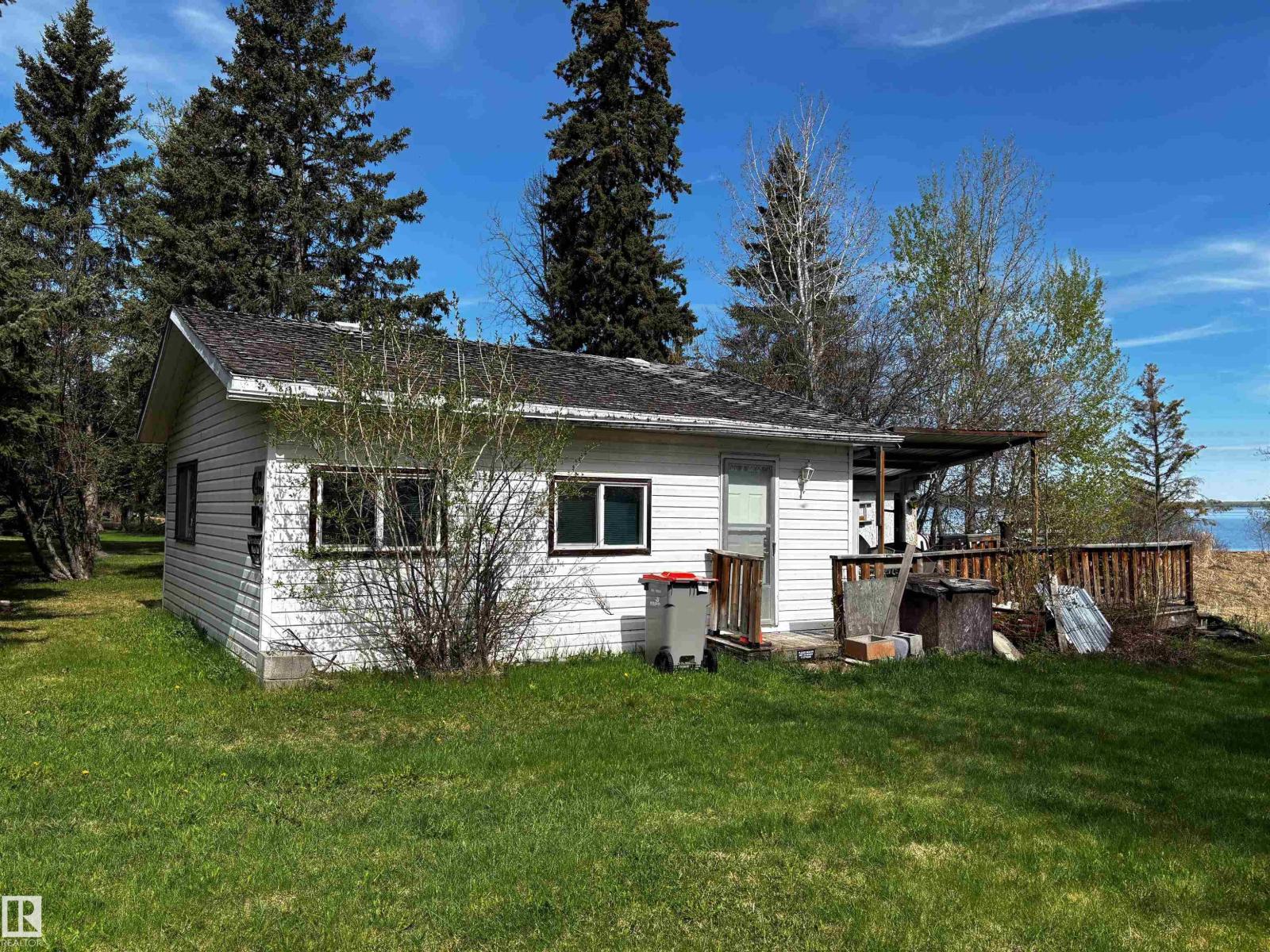 904 LAKESHORE DR., BUCK LAKE exterior