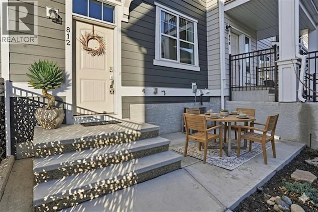 812 Cranbrook Walk SE - 5