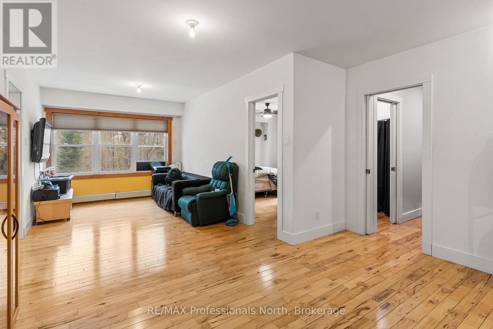 1127 BOBCAYGEON ROAD - 23