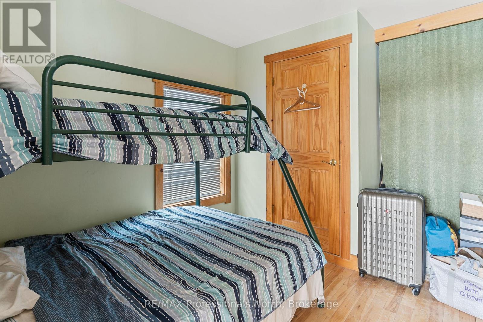 1127 BOBCAYGEON ROAD - 36