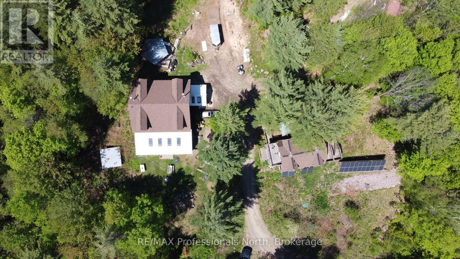 1127 BOBCAYGEON ROAD - 47