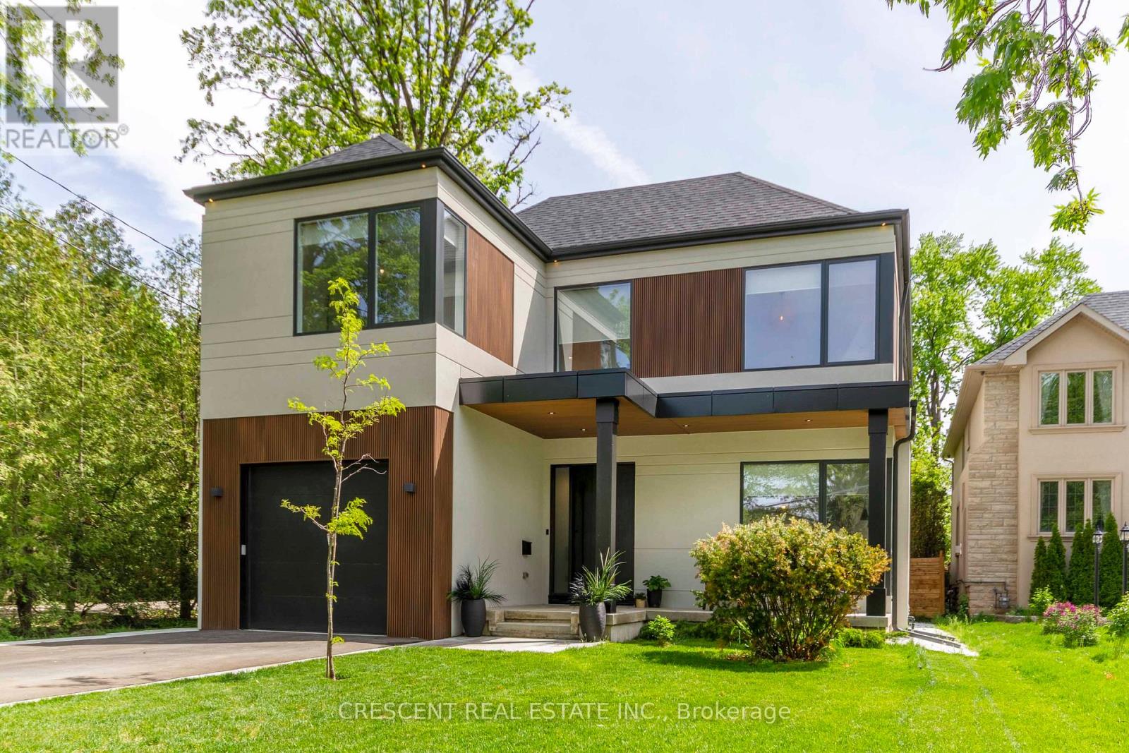 Listing photo of 151 SHAVER AVENUE N