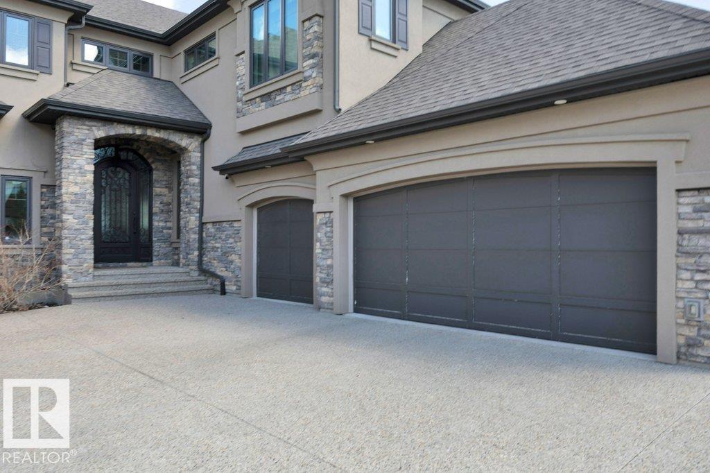 631 HOWATT DR SW - 4