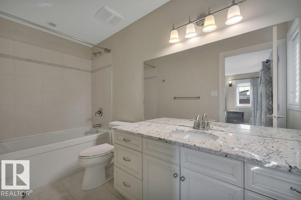631 HOWATT DR SW - 52