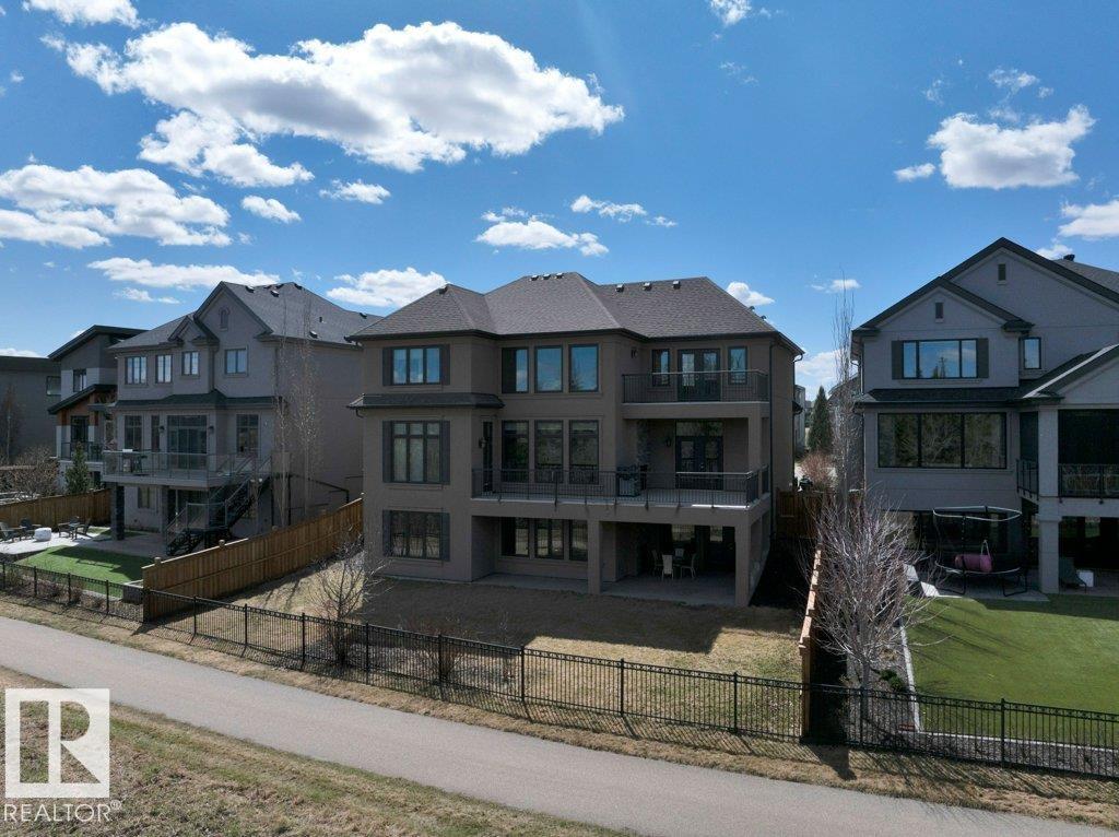 631 HOWATT DR SW - 68