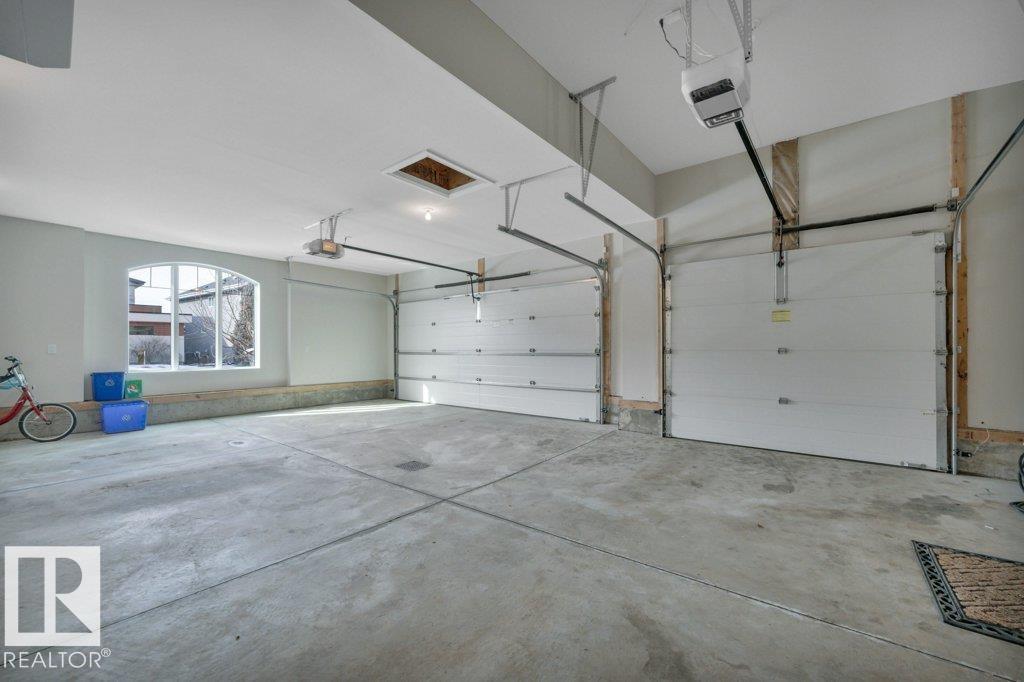 631 HOWATT DR SW - 66
