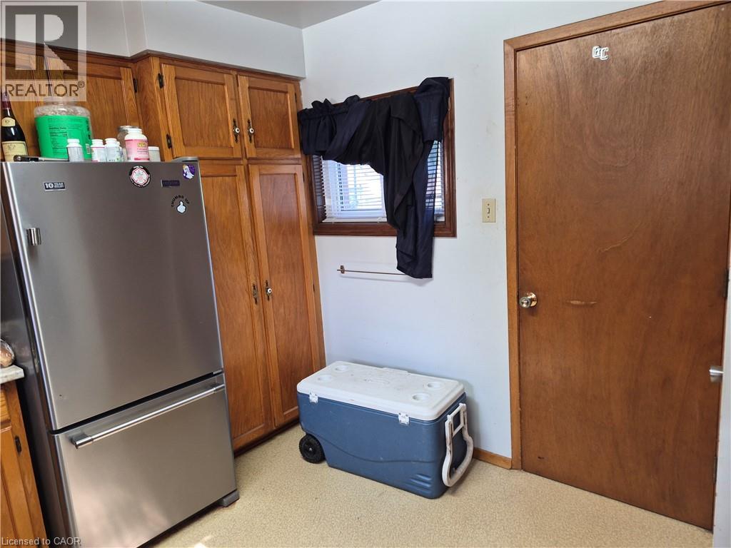 9 FLORAPINE Road - 5