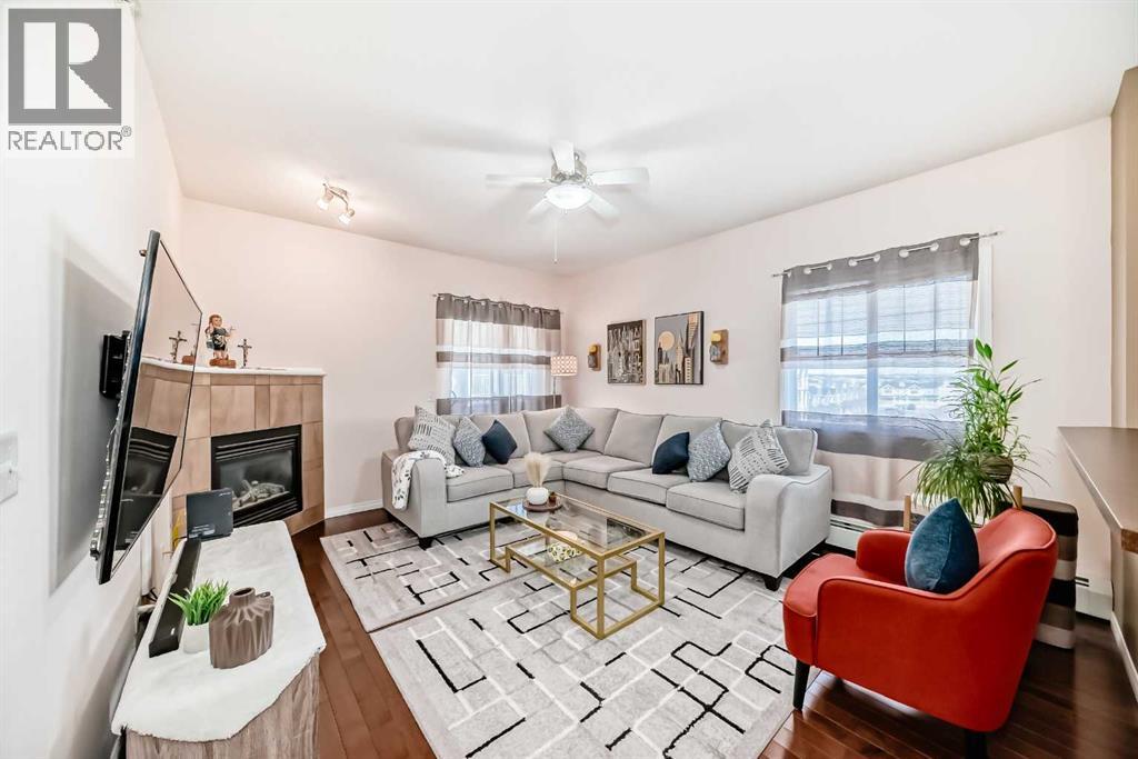 #4410 31 Country Village Manor NE - 8