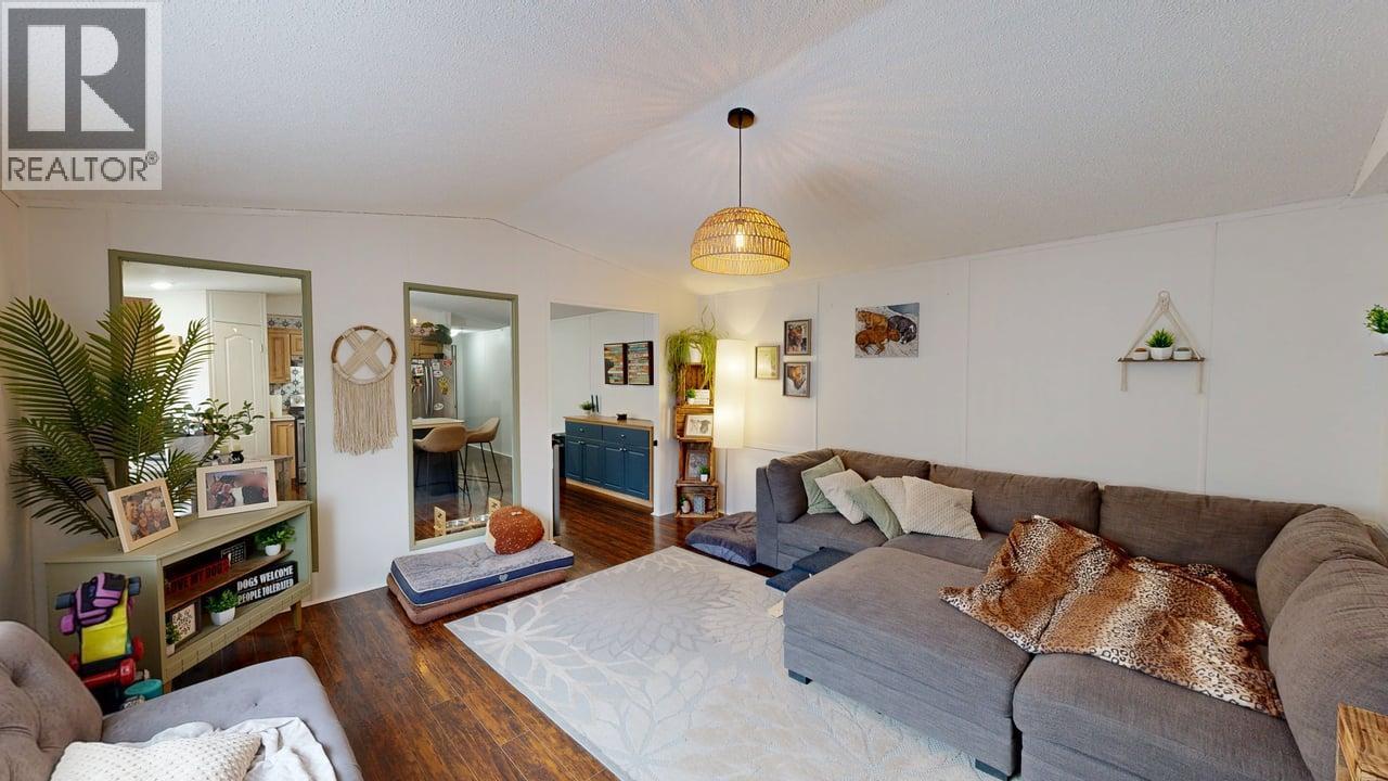 ##44 686 Almberg Road - 3
