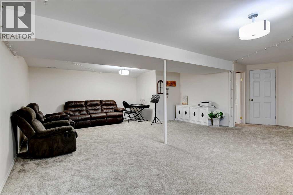 9741 119 Avenue - 23