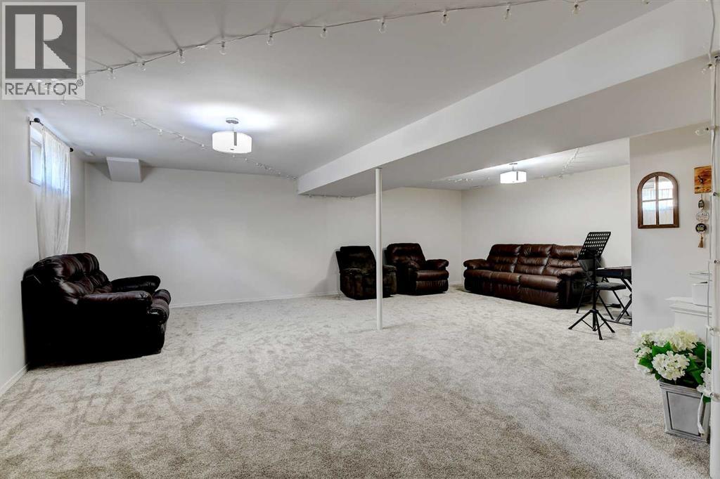 9741 119 Avenue - 21