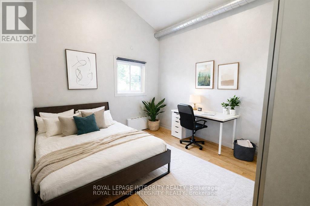 2347 BASELINE ROAD - 16